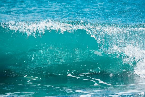 Image of blue waves crashing